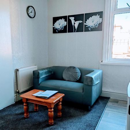 Seahawk Holiday Apartments كليفليز المظهر الخارجي الصورة